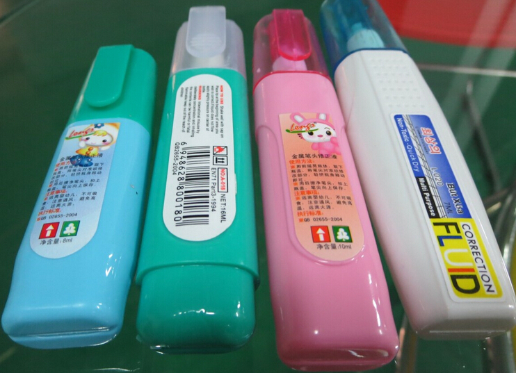 Máy dán nhãn túi nhựa Spout Bags bán tự động cho bề mặt phẳng