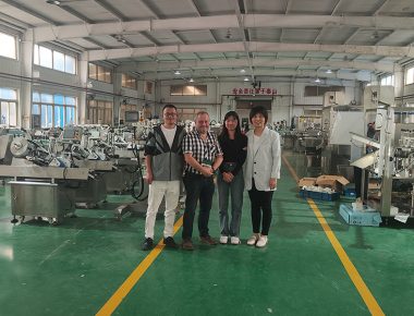 Khách hàng Vương quốc Anh