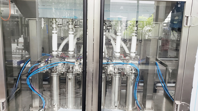 6 đầu bình chứa lớn 5Lnạp chất lỏng có nắp đậy hai mặt