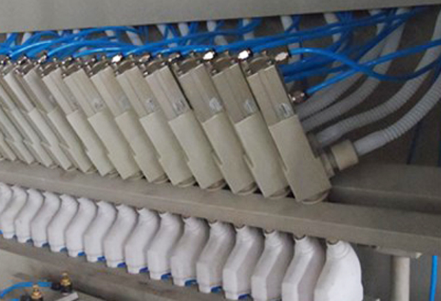 vòi phun chiết rót tùy chỉnh.jpg