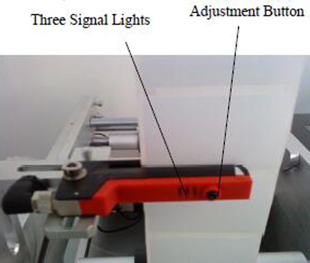 cảm biến mắt leuze đang hoạt động.jpg