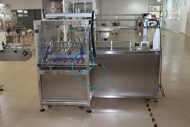 Máy rửa lọ (1).JPG