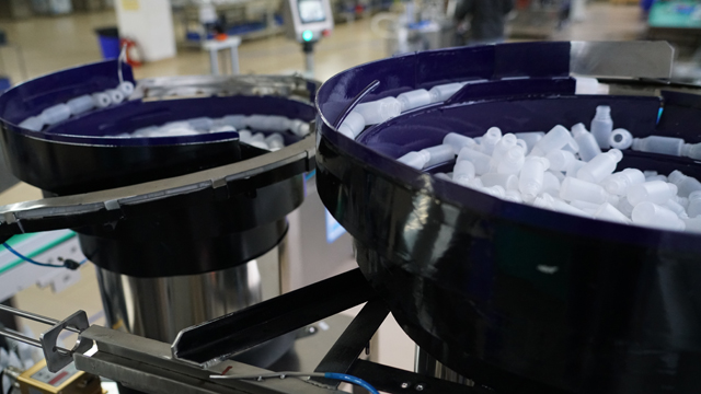 bình đựng sữa.jpg