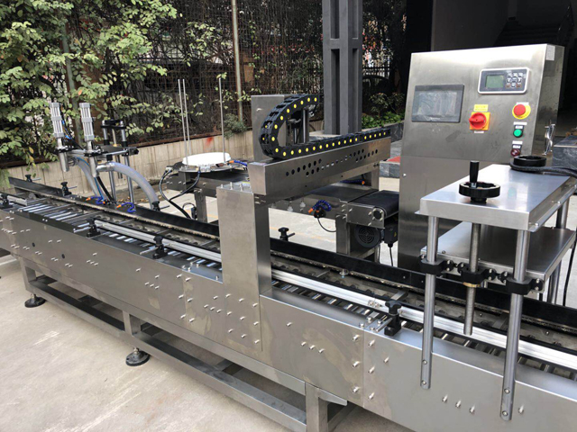 nắp đổ đầy xô.jpg