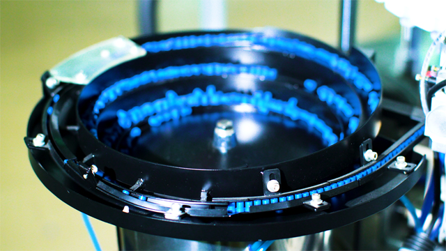 nắp bát cho ăn.jpg