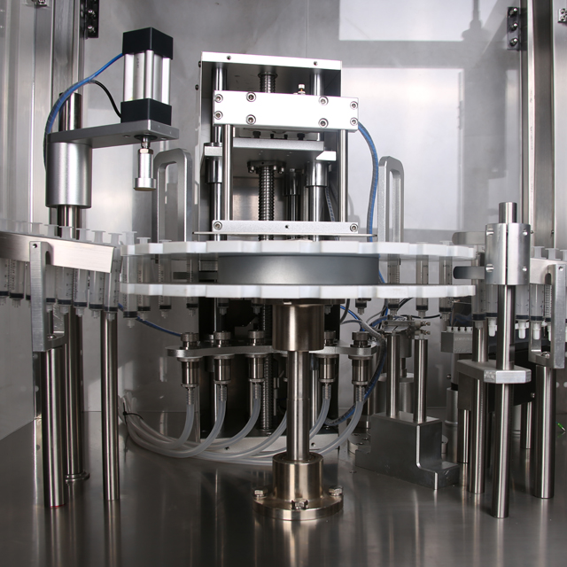 nắp đậy ống tiêm.jpg