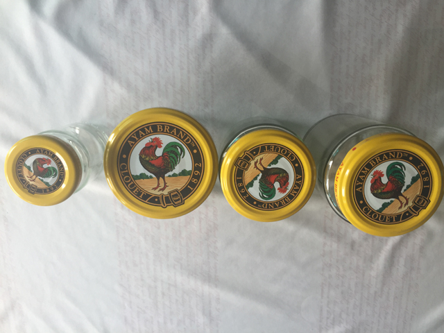 lọ để đóng nắp chân không.jpg