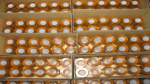 mẫu băng sau khi dán nhãn co lại.png