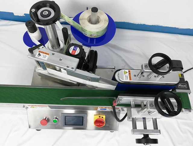 Máy dán nhãn để bàn