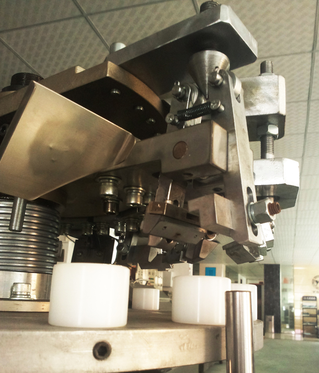 sealer part for metal hose vật liệu làm kín cho ống kim loại.jpg