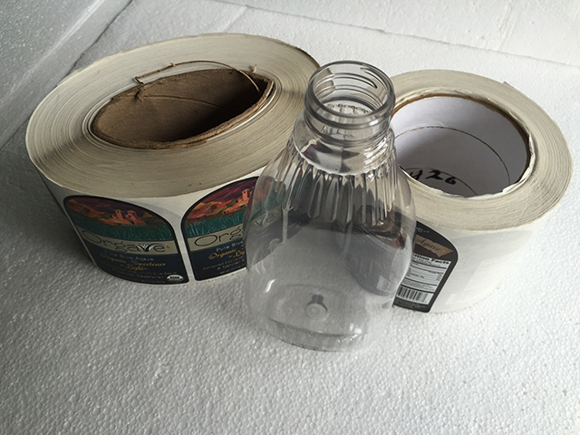 Máy dán nhãn chai phẳng cuộn nhãn (2).jpg