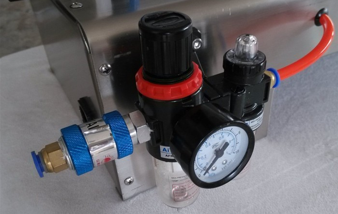 pneumatic liquid lotion filling machine bộ phận khí nén cho máy chiết rót.jpg