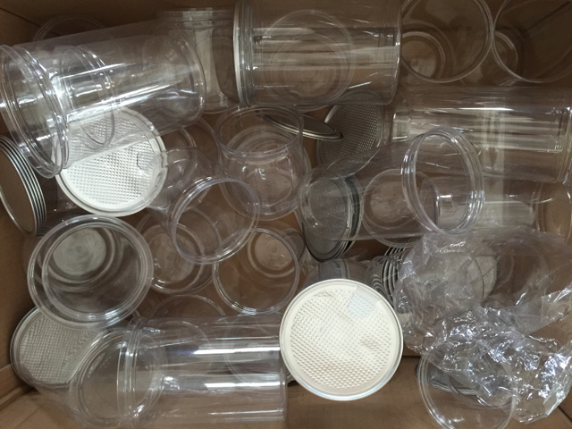 mẫu lon từ khách hàng.jpg