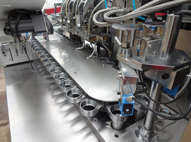 tấm làm việc cho máy hàn ống.jpg