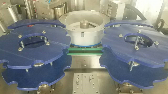 Hệ thống bánh xe khởi động khuôn.jpg