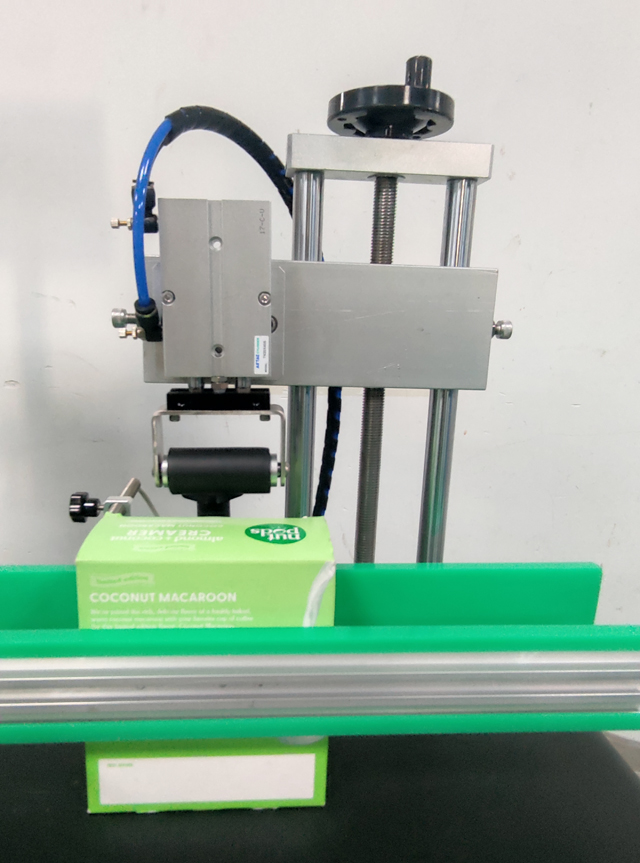 chi tiết của nhãn dán nhãn.jpg