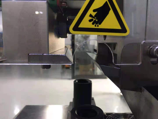 đóng chi tiết cho máy hàn (1).jpg