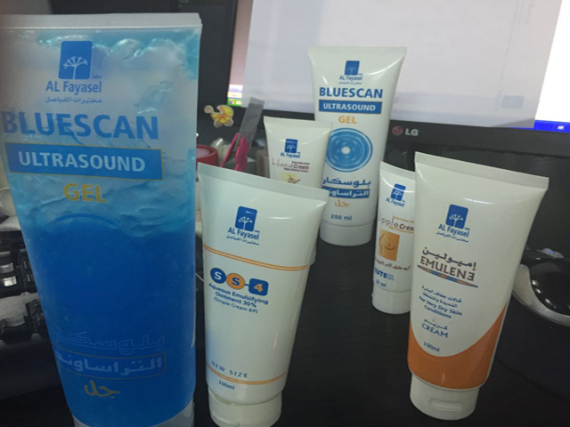 ống mẫu để làm kem.jpg