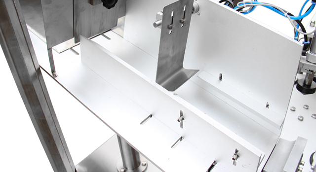 cảm biến siêu âm.jpg