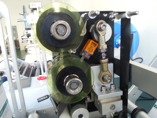 optional date printer máy in ngày cho máy dán nhãn.jpg