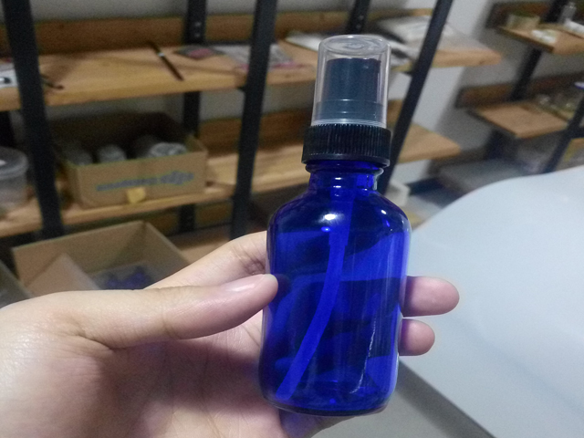 Chai đựng tinh dầu.jpg