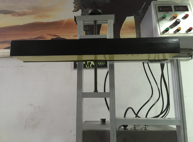 máy hàn cảm ứng làm mát bằng nước.jpg