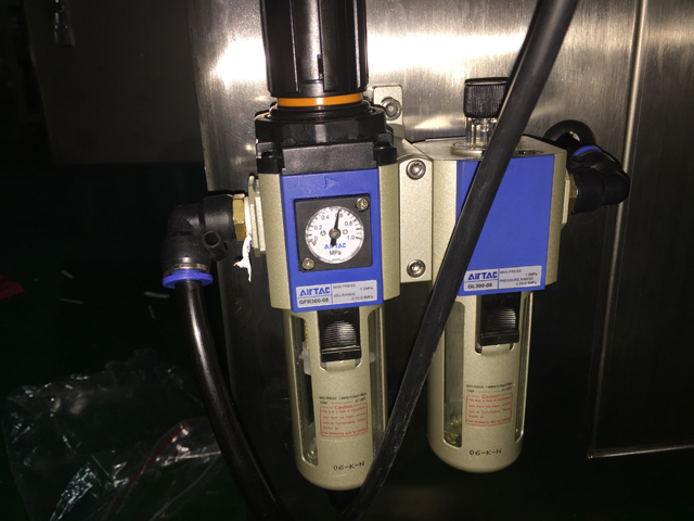 pneumatic part for filling sealing machine bộ phận khí nén cho máy chiết rót niêm phong.jpg