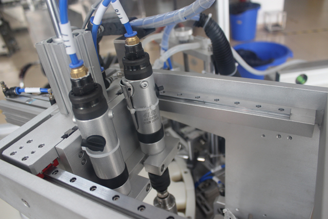 động cơ servo điều khiển capper 2 cái