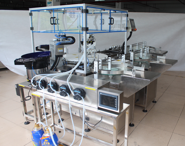 hình ảnh thực tế của việc đóng nắp nhãn.jpg