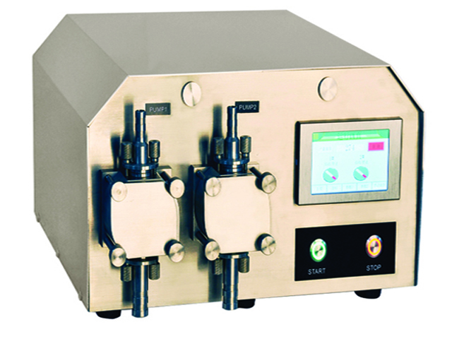 thiết bị nạp hai đầu bơm.jpg