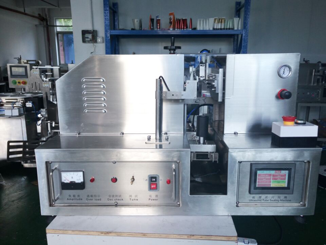 ultrasonic tube sealing equipment máy hàn ống siêu âm.jpg