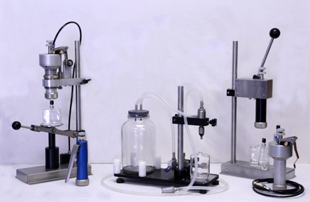 máy uốn chai thủy tinh.jpg