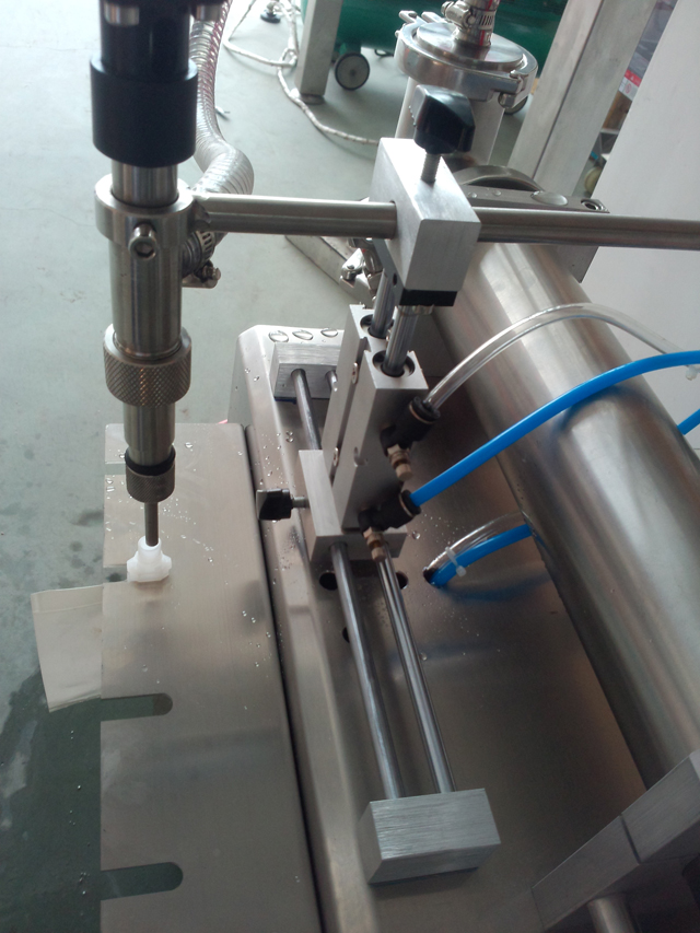 thép không gỉ cho máy móc.jpg