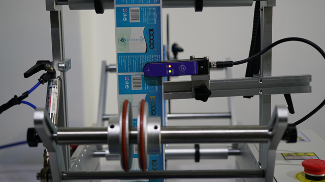 Hệ thống cảm biến phát hiện nhãn bán tự động.jpg