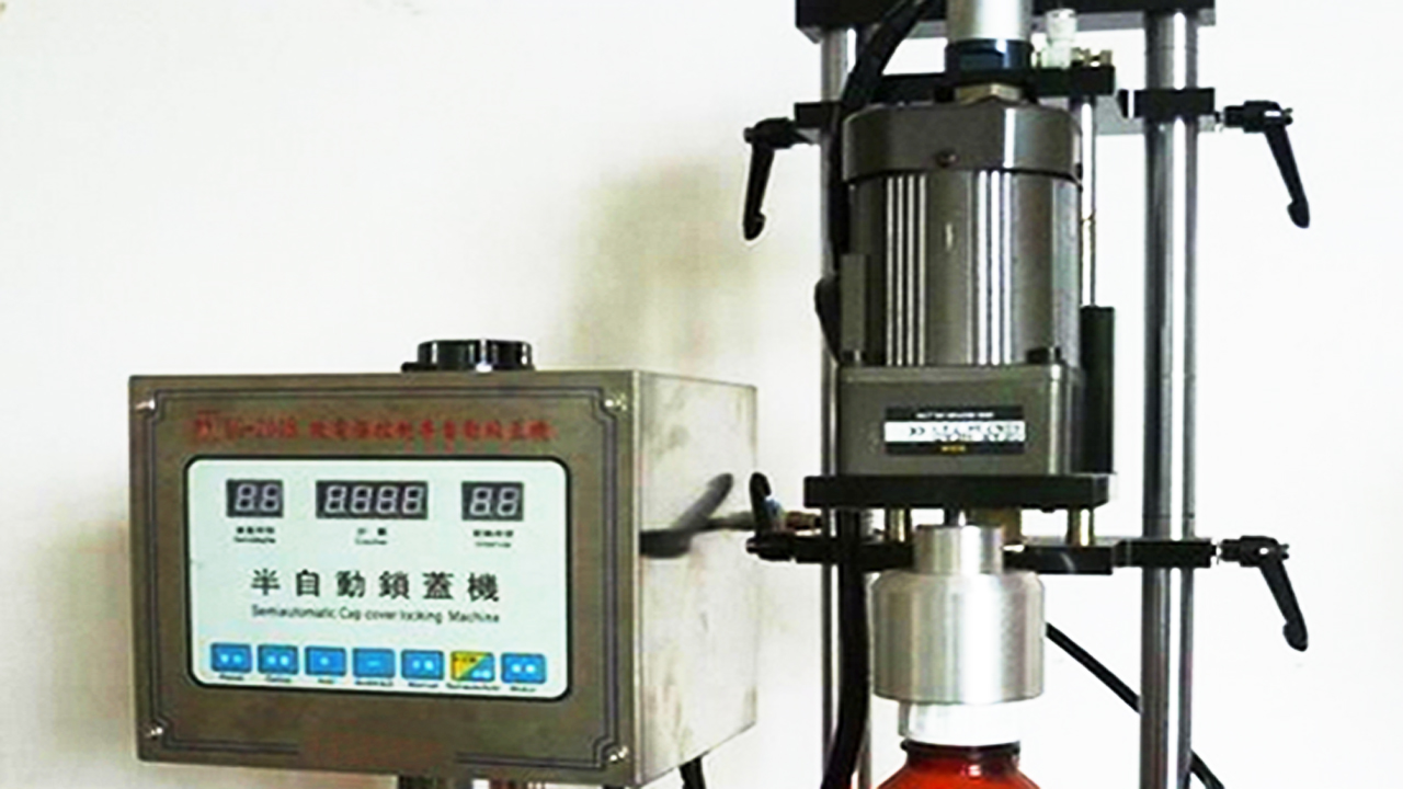 press capping equipments semi automatic thiết bị đóng nắp máy ép.jpg