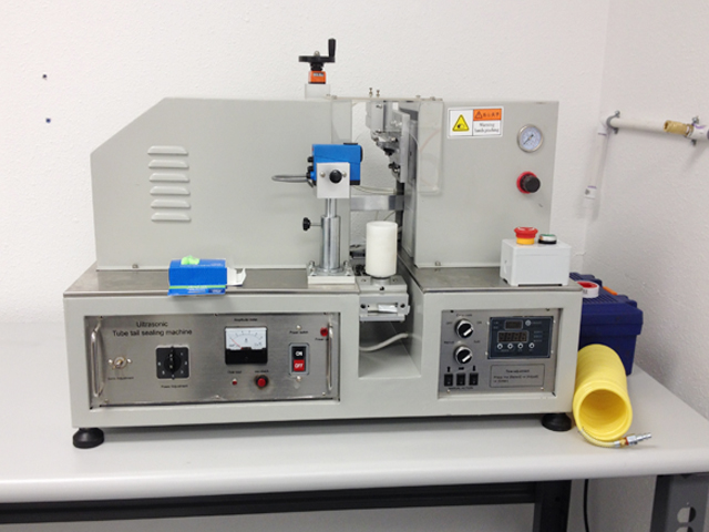 thiết bị hàn siêu âm.jpg