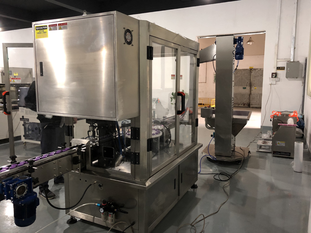 bản vẽ máy đóng nắp lọ kem (2).jpg