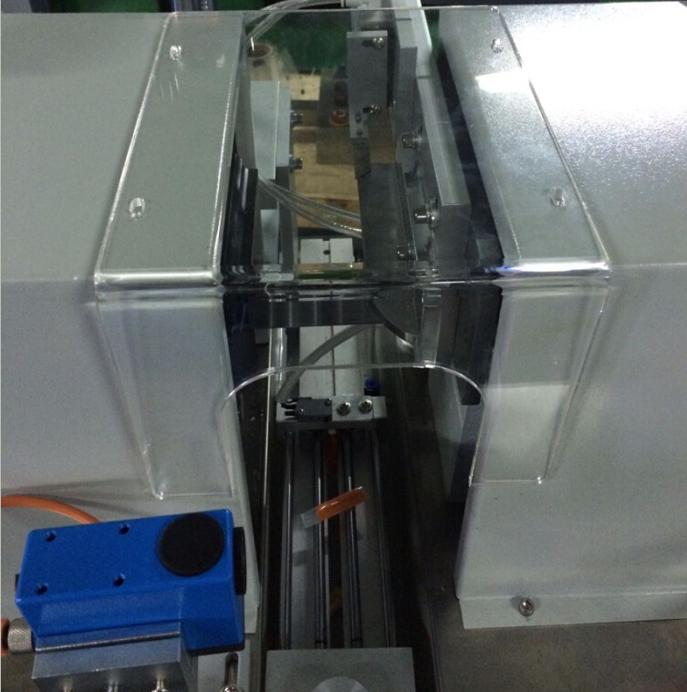 khách hàng new zealand cho máy hàn ống siêu âm (2).jpg